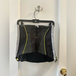 blue and neon yellow brand Daily paper size large corset